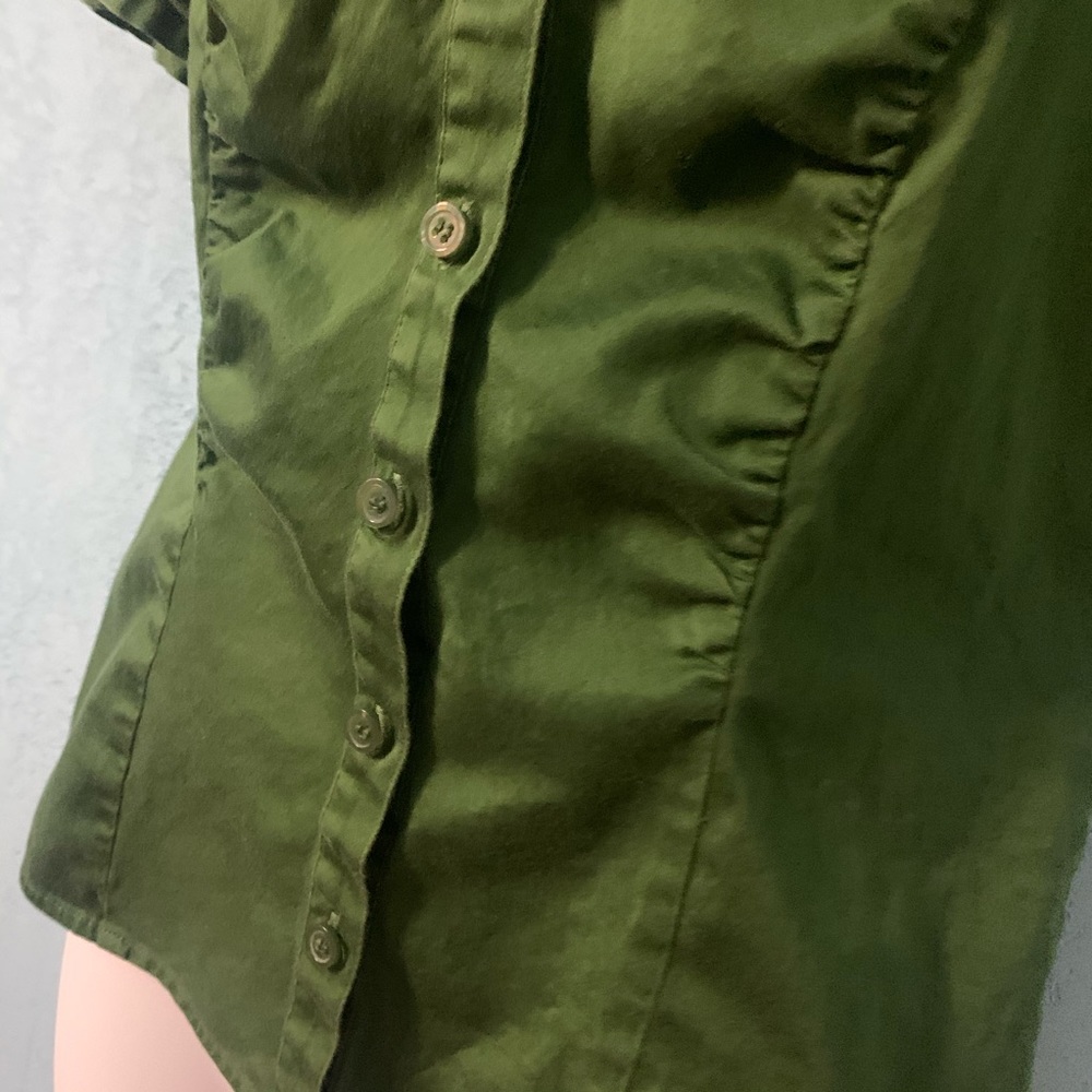 The Limited Green Button Down - Picture 4 of 7